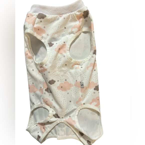 NWT ETDANE Recovery Suit for Dog Cat White Cloud Small Surgical Recovery Onesie - Picture 2 of 9